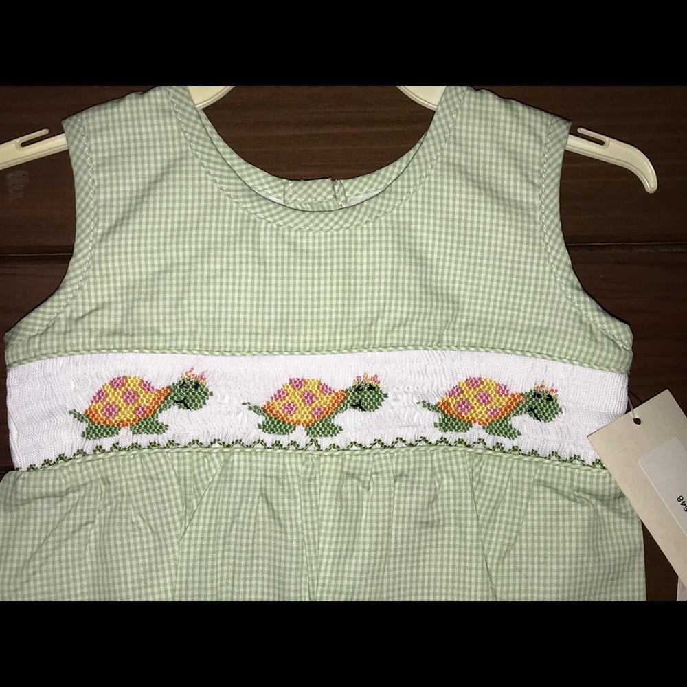 Turtle Smocked Bubble - Picture 2 of 2